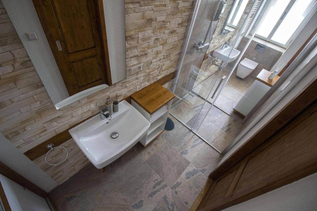 Apartman Srnka S Vyhladom Na วิสโซเค ดาตรี ภายนอก รูปภาพ