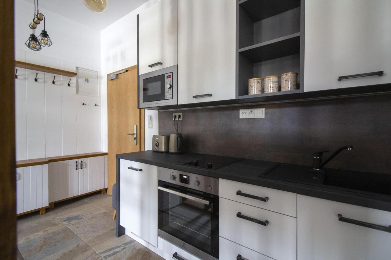 Apartman Srnka S Vyhladom Na วิสโซเค ดาตรี ภายนอก รูปภาพ